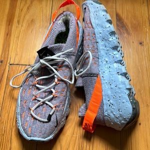 Nike "space hippie 04" shoes size 8